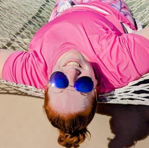 Meet your Posher, Steph